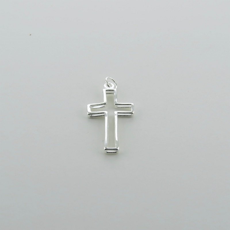 Pingente Prata 925 Cruz Vazada – Estoque Limitado – Sob Consulta
