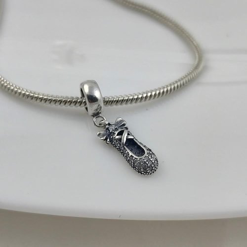 Berloque Prata 925 Pendente Sapatilha Balé. Estoque Limitado - Sob Consulta -