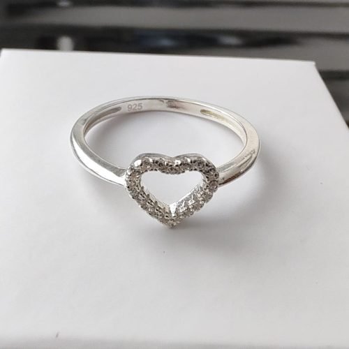 Anel de Prata 925 Anel Coração Vazado Cravejado. Estoque Limitado - Sob Consulta -