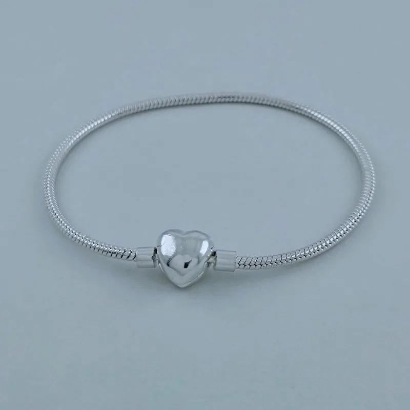 Pulseira Prata 925 Maleável para Berloque 18 cm Fecho Coração – Estoque Limitado – Sob Consulta